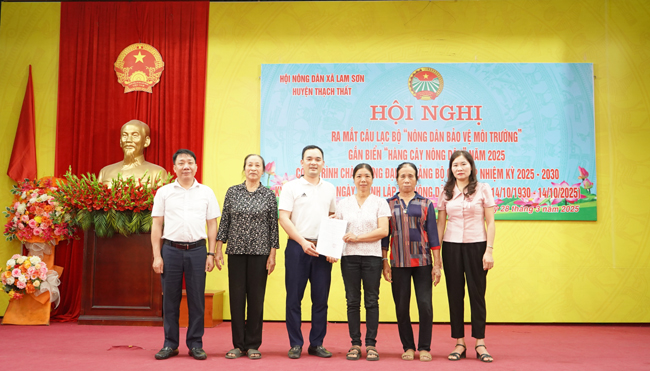 Hội Nông dân xã Lam Sơn ra mắt Câu lạc bộ “Nông dân bảo vệ môi trường”